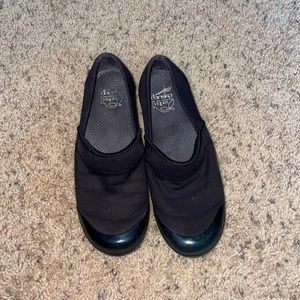 Womens danskos size 39 good condition!!